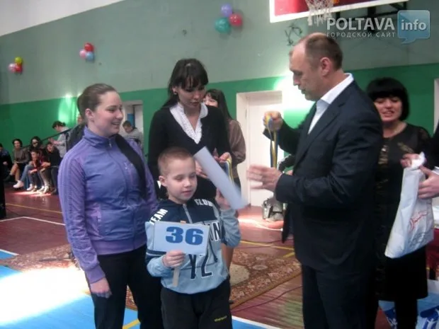У Полтаві відбулись змагання «Мама, тато, я – спортивна сім’я» (Фоторепортаж) — фото 2