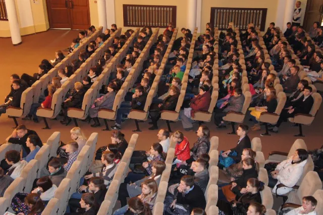 У Полтаві відбувся ярмарок професій «Веселка робітничих професій» (Фоторепортаж) — фото 1