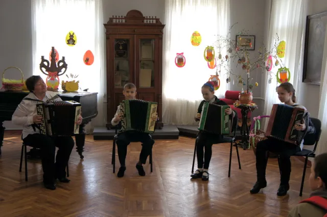 Соціально-мистецьке свято «Великодня радість» для дітей з особливими потребами (Фото) — фото 4