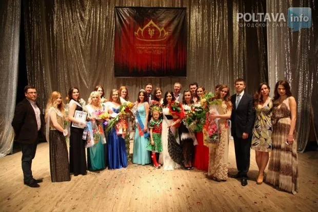У міському Будинку культури відбувся конкурс краси та розуму «Міс ПолтНТУ – 2014» (Фото) — фото 2