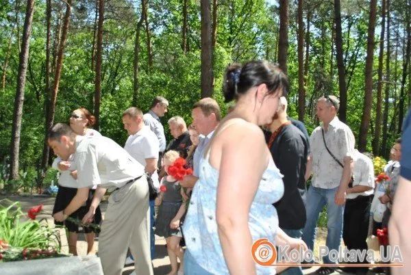 На Полтавщині вшанували пам’ять жертв політичних репресій (Фото) — фото 2