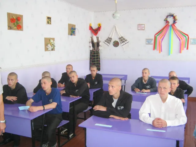 Чим займаються юнаки у стінах Кременчуцької виховної колонії УДПтСУ в Полтавській області — фото 1