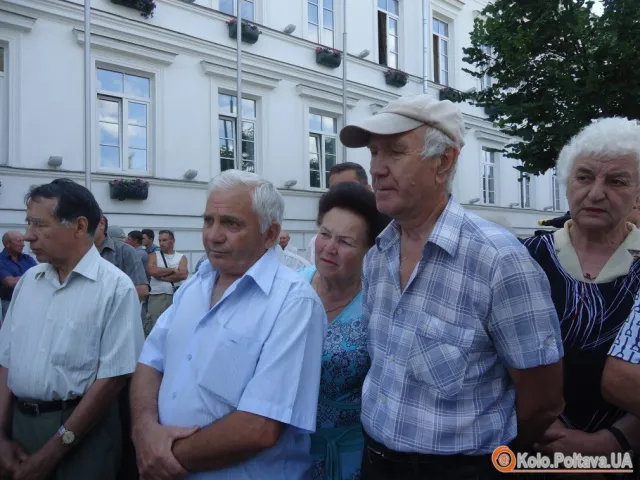Власники відстоювали своє правно на подальше володіння гаражами, якими користуються вже понад 30 років (Фото) — фото 4
