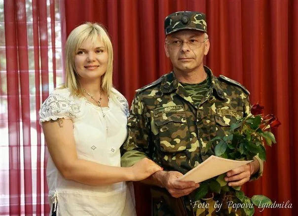 Через 15 хвилин після реєстрації шлюбу чоловіка забрали на Схід (Фото) — фото 3