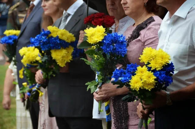 В Полтаві відбулося урочисте покладання квітів до пам’ятника Т. Г. Шевченку (Фоторепортаж) + (Відео) — фото 5