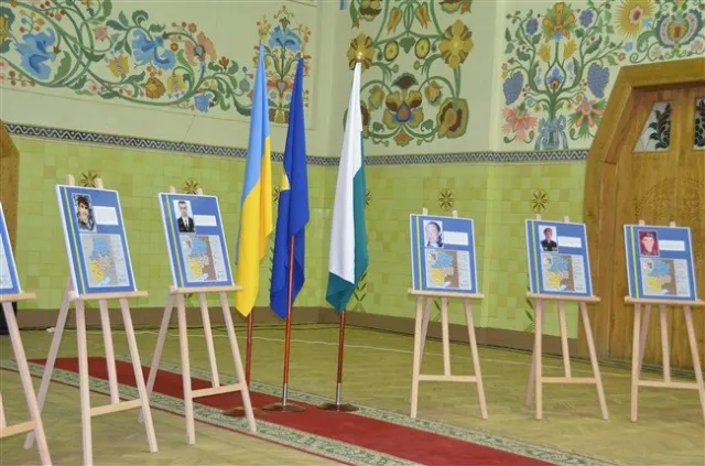 У Полтаві вшанували пам’ять загиблих в зоні АТО та Героїв Майдану (Фото) + (Відео) — фото 1