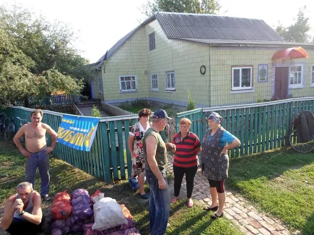 У Полтаві попрощалися із загиблим бійцем Антоном Цедіком (Фоторепортаж) + (Відео) — фото 2