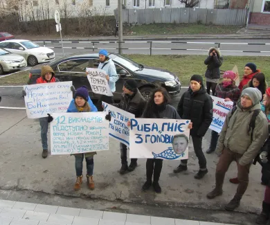 Незадоволені студенти та викладачі не добилися діалогу з ректором і розійшлися (Фото) + (Відео) — фото 2