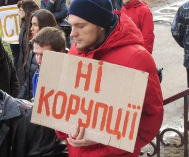 Незадоволені студенти та викладачі не добилися діалогу з ректором і розійшлися (Фото) + (Відео) — фото 3