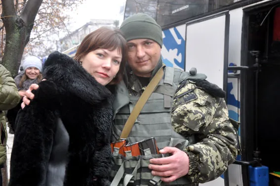 Понад 200 бійців батальйонів «Полтава» та «Кременчук» відправилися на війну (Фоторепортаж) — фото 3