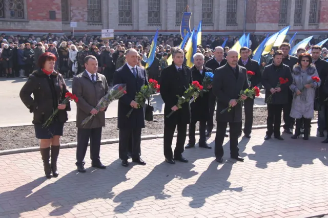 У Полтаві відзначили 201-у річницю від Дня народження Тараса Шевченка (фото) — фото 1